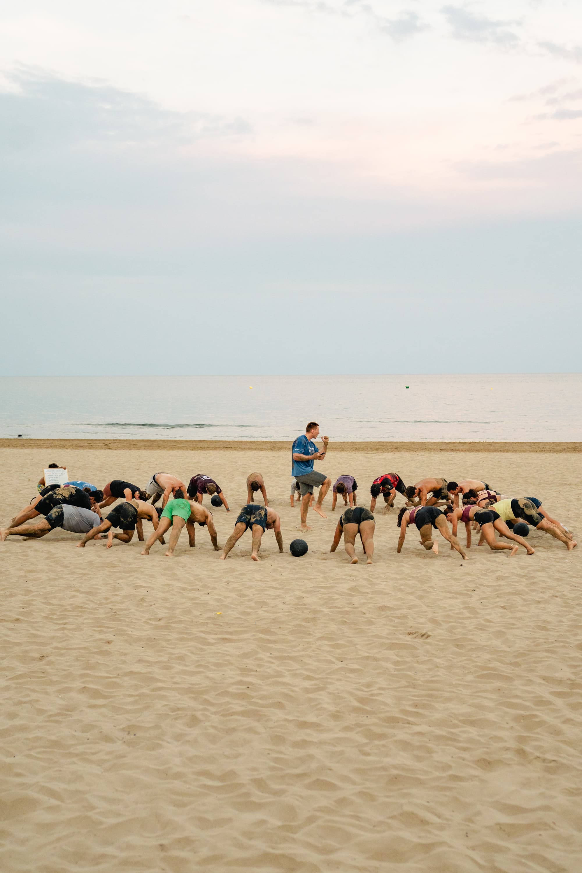 CLOSING SUMMER RF X FISIOMATS cover image