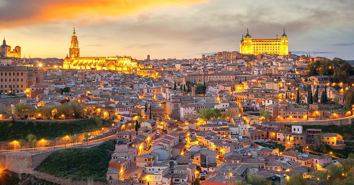 Juego Nocturno Ciudad de Toledo cover image