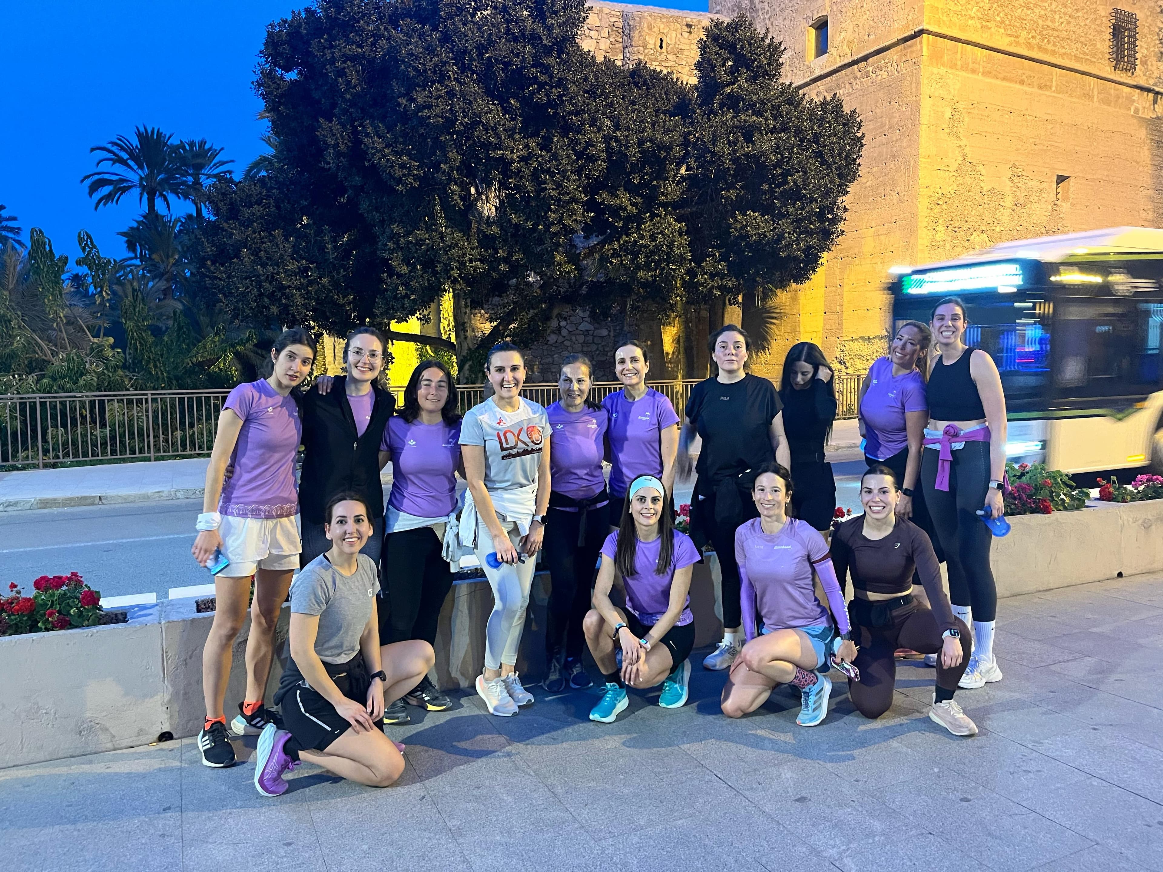 Los jueves de Sisterhood Elche cover image