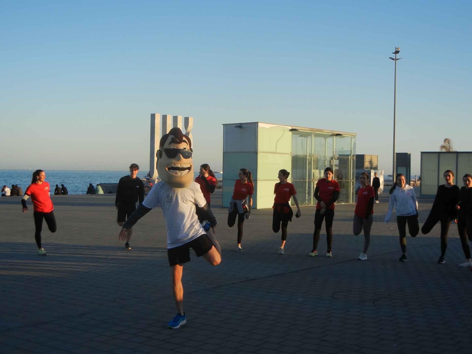 POMPEUFARRA RUNCLUB-E1-T3 cover image