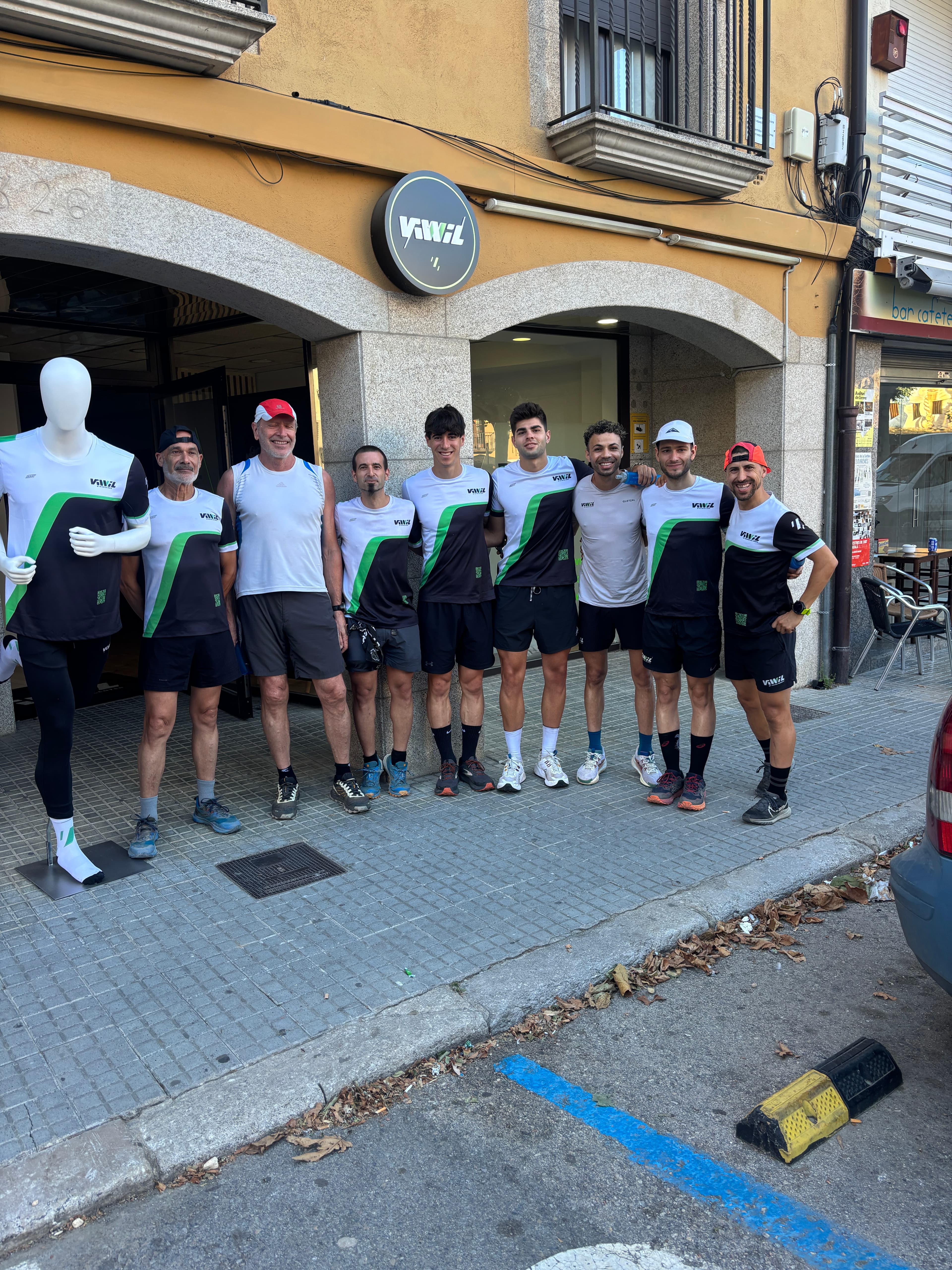 VIWIL TRAIL RUNNERS'S  cover image